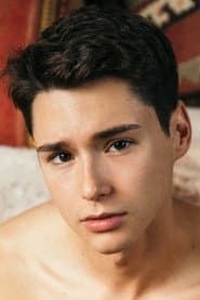Leo Grand
