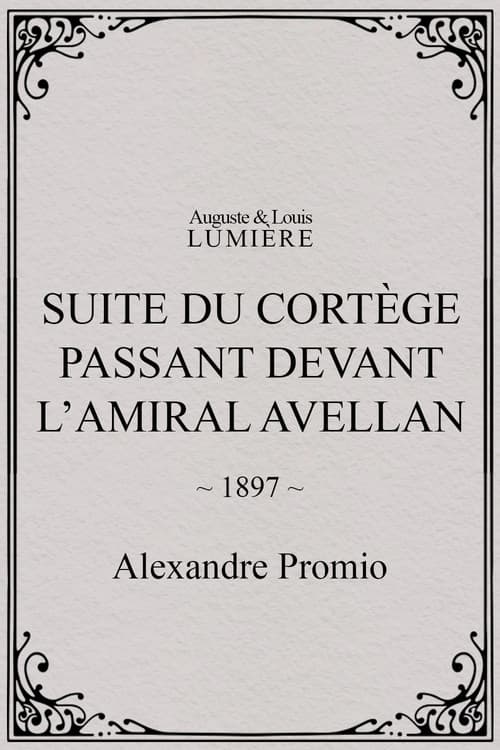 Suite du cortège passant devant l’amiral Avellan