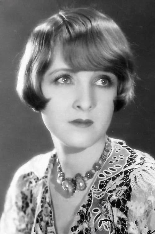 Claire Windsor